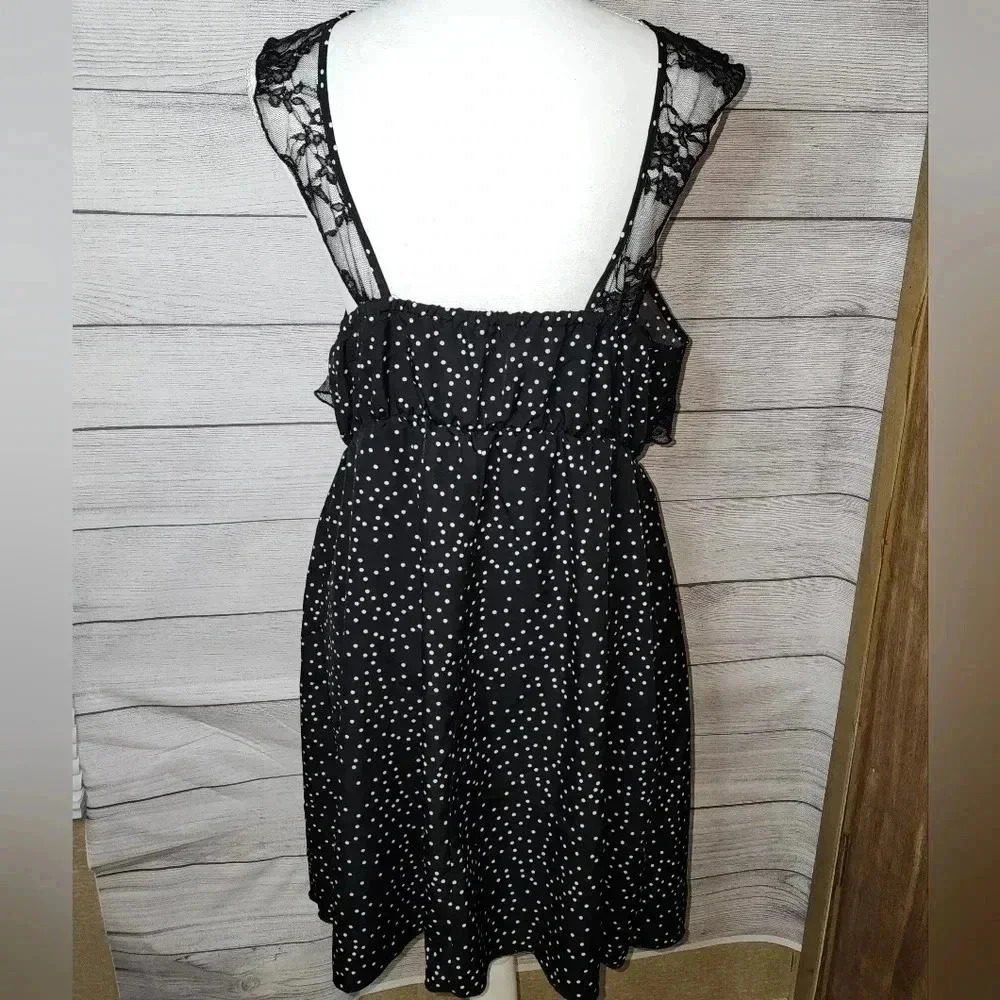 Shein dress size 0XL - Picture 3 of 5